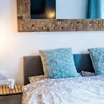 Stylish&modern In The Heart Of Warsaw!new! *